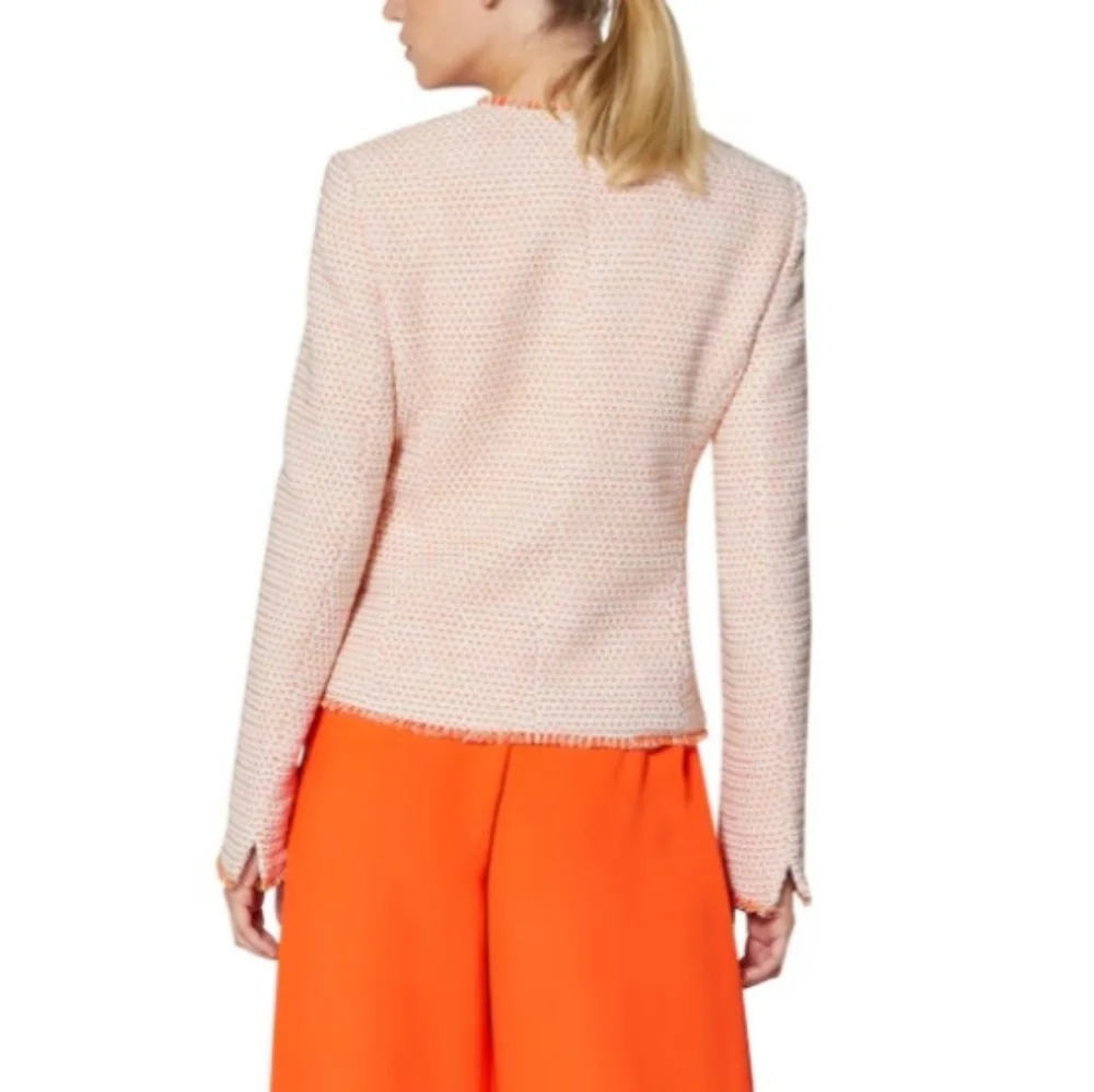 MADELEINE Blazer - Picture 7 of 16